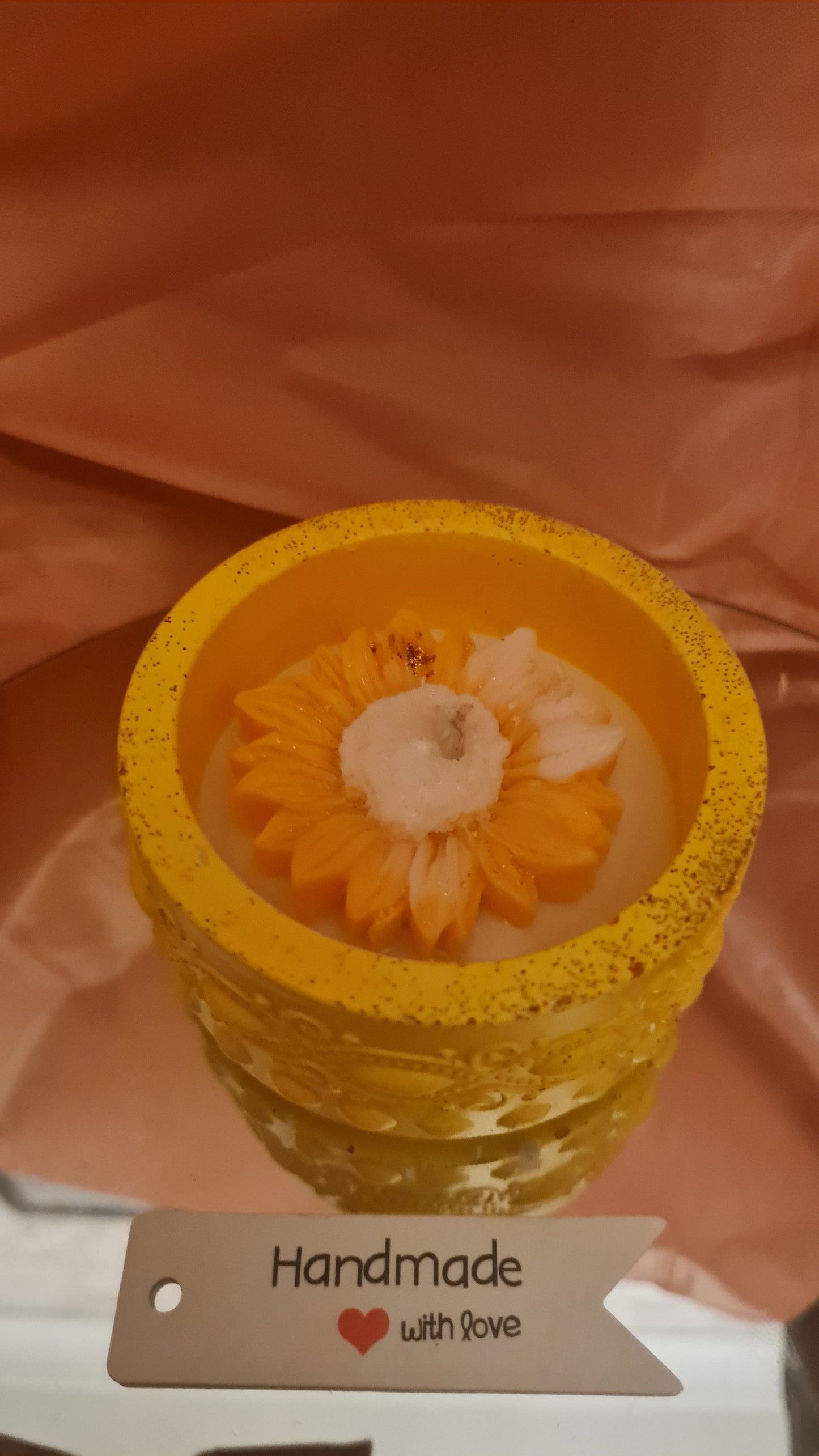 Soy wax Container with Daisy Pattern