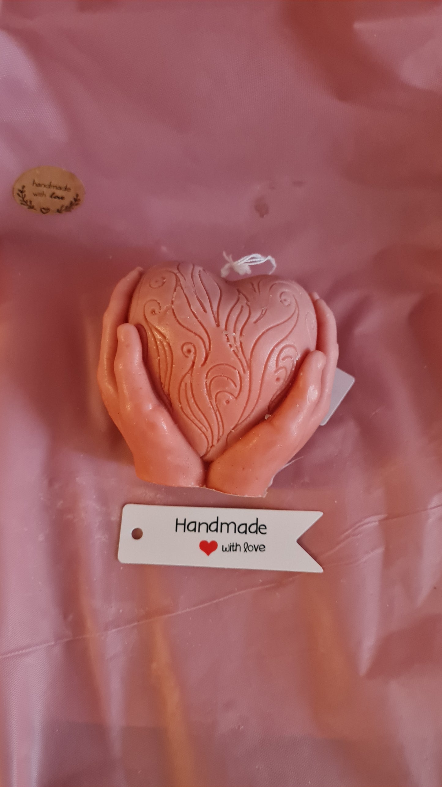 Heart in the hand for gift(145g)