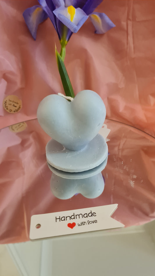 Heart-shaped candle (101g)