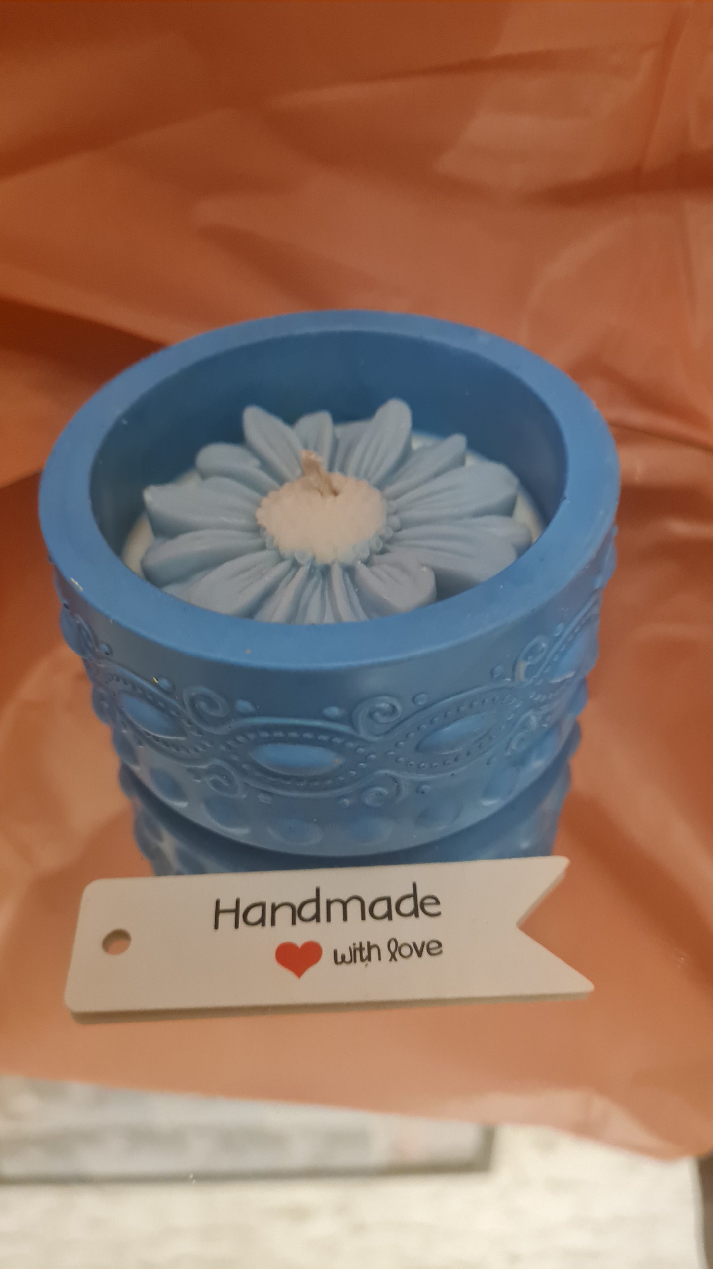 Soy wax Container with Daisy Pattern