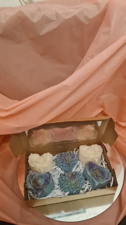 box with wax melt hearts (210g)