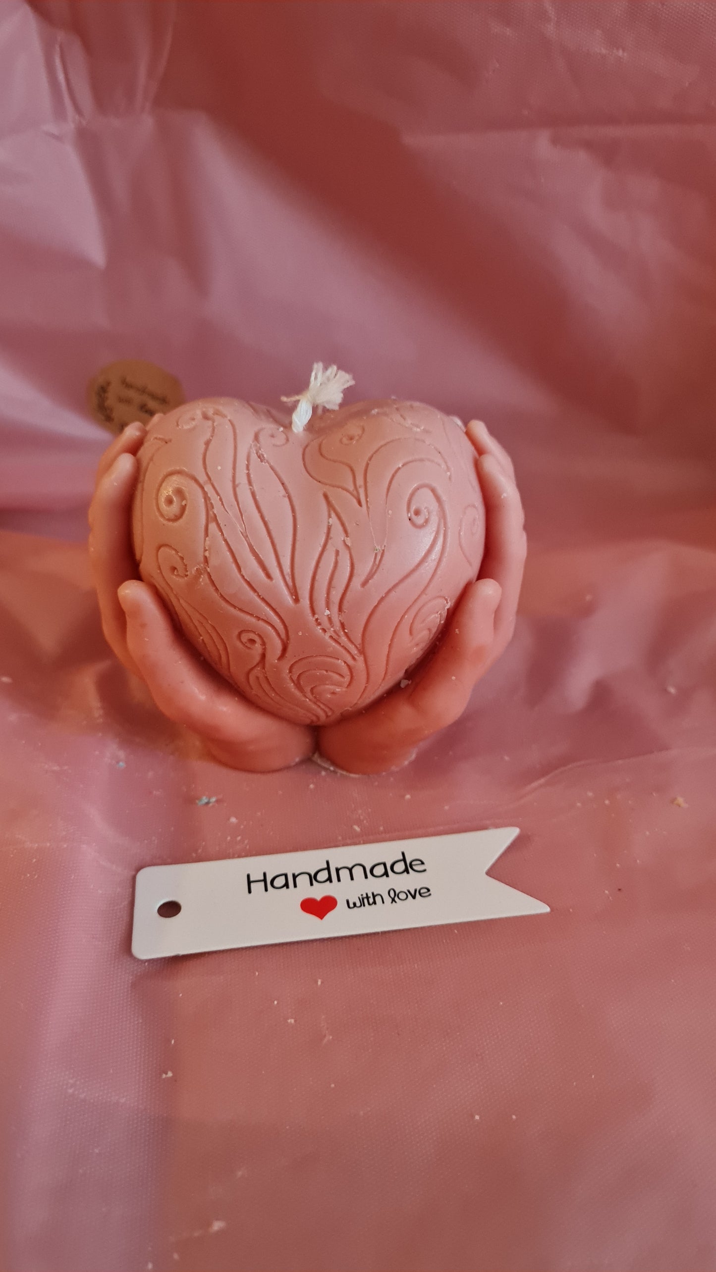 Heart in the hand for gift(145g)