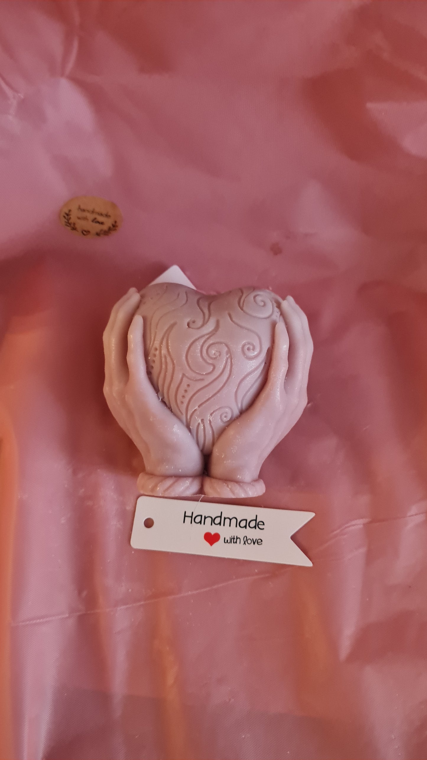 Heart in the hand for gift(145g)